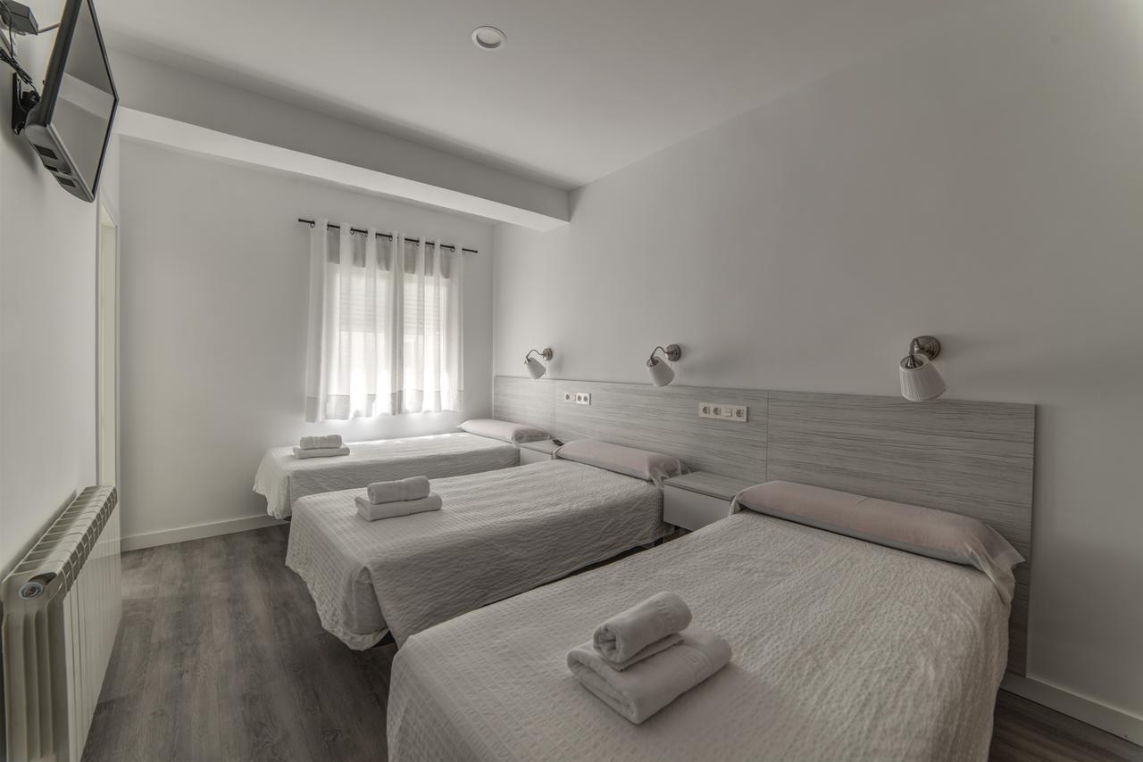 Triple Room Bathroom